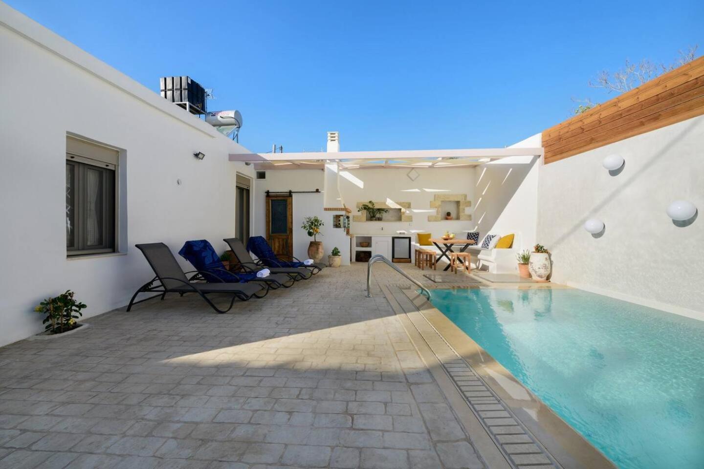 Chrisanthi Elegant Villa Pitsidia Exteriér fotografie